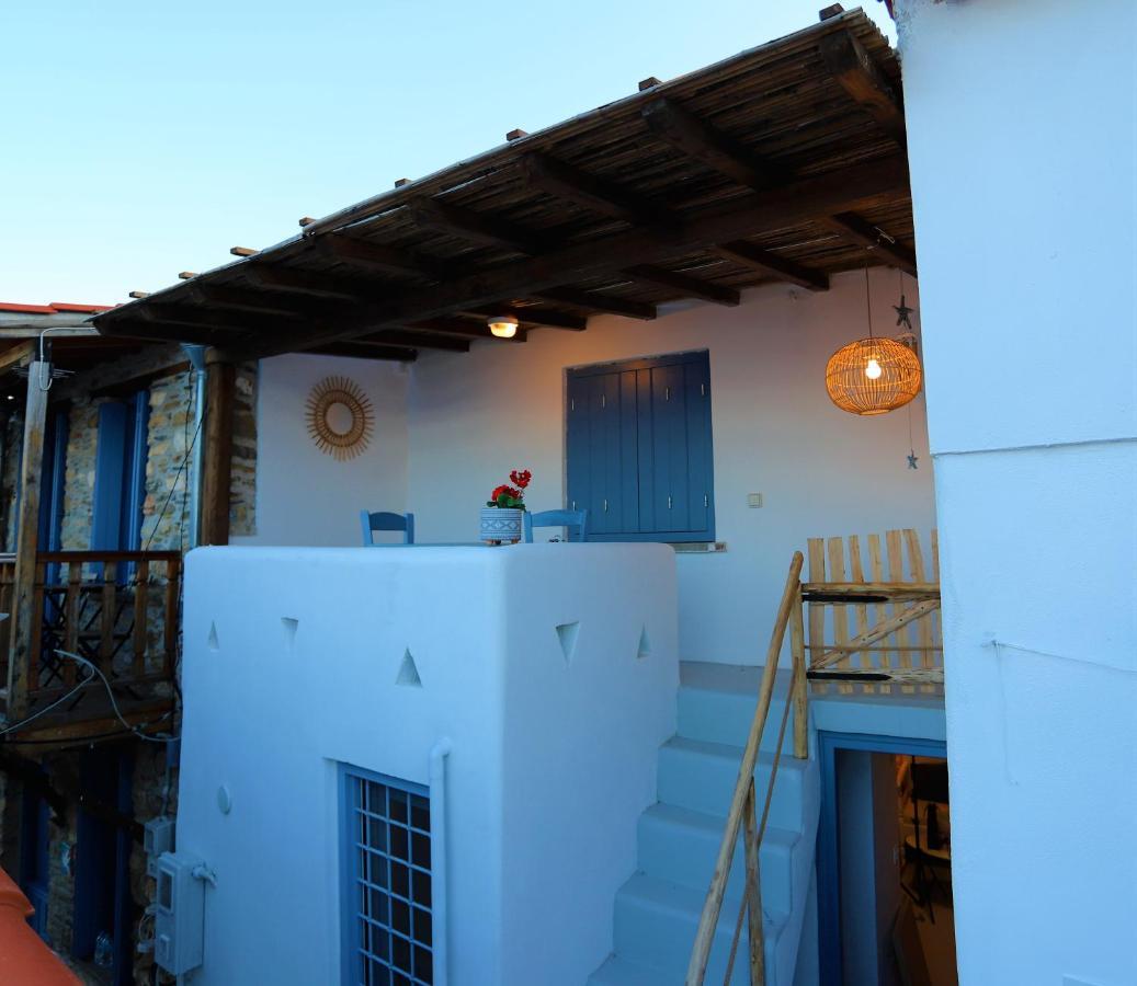 Villea Seaview Apartments Скопелос Екстериор снимка
